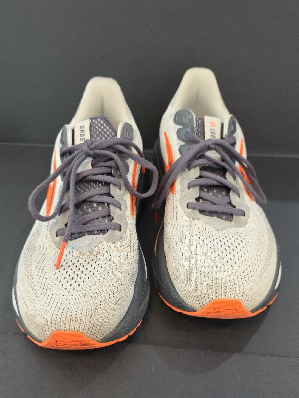 Brooks Men’s Ghost 17 Running Shoes - Cream with Orange and Gray Accents Size 9 - Picture 5 of 10
